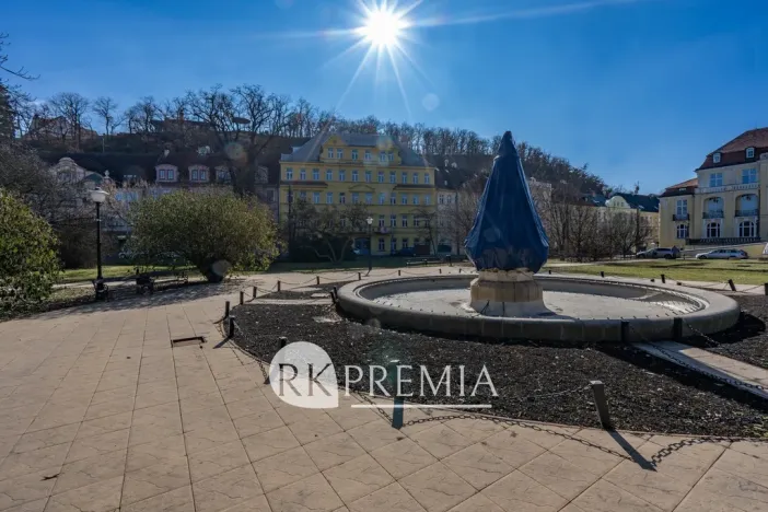 Pronájem bytu 3+kk, Teplice, U Hadích lázní, 86 m2