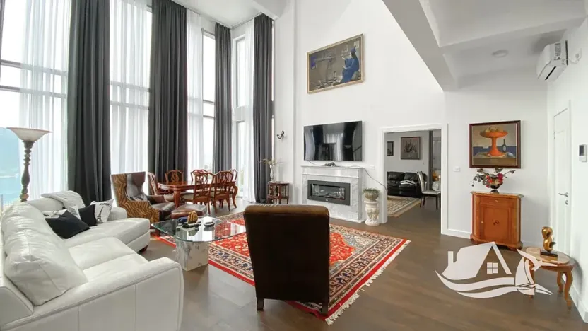 Prodej vily, Kumbor, Černá Hora, 320 m2