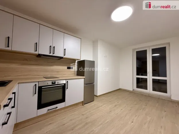 Pronájem bytu 2+kk, Mariánské Lázně - Hamrníky, třída Vítězství, 40 m2