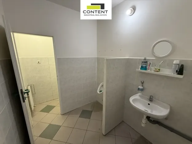 Prodej výrobních prostor, Praha - Čakovice, Cukrovarská, 3508 m2