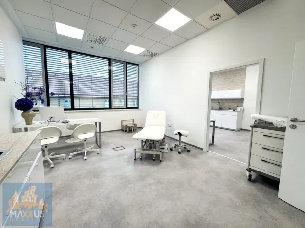 Pronájem ordinace, Praha - Michle, Jihlavská, 30 m2