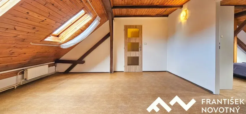 Pronájem kanceláře, Brno, Valchařská, 59 m2