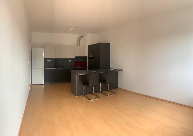 Pronájem bytu 2+kk, Jesenice, Cedrová, 46 m2