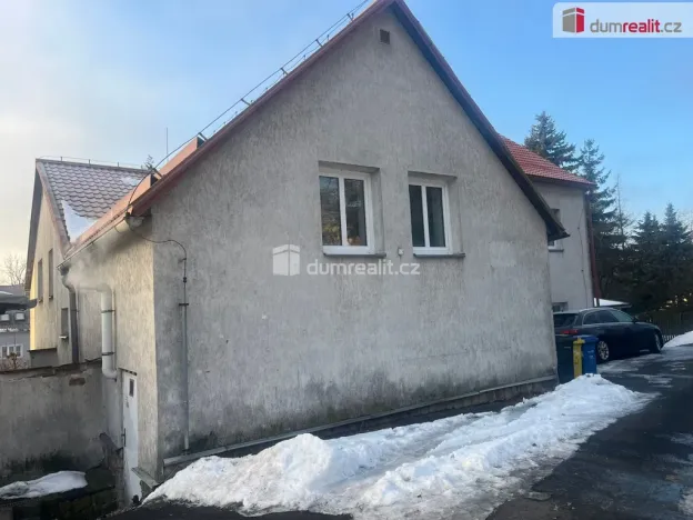 Pronájem bytu 1+kk, Tisá, 33 m2
