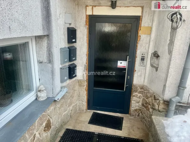 Pronájem bytu 1+kk, Tisá, 33 m2