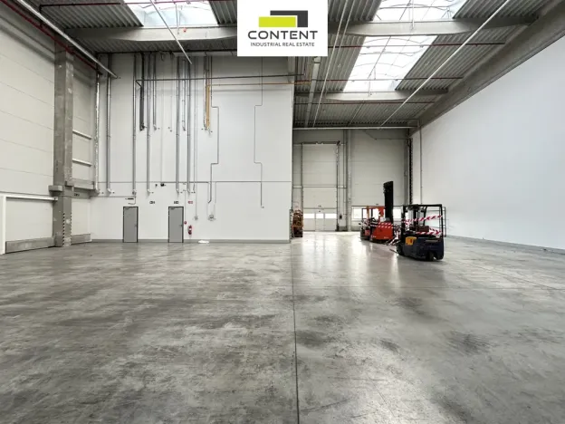 Pronájem výrobních prostor, Zápy, Královická, 2622 m2