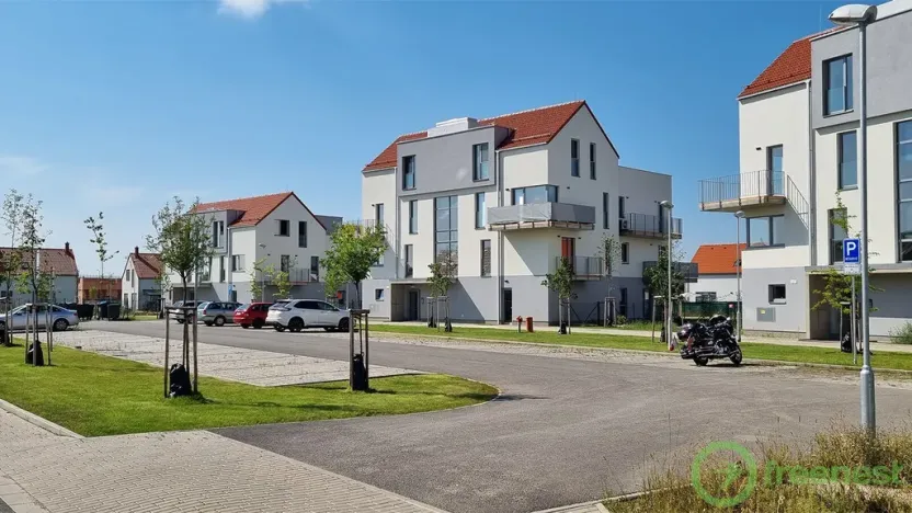 Pronájem bytu 2+kk, Opatovice nad Labem, Žákova, 76 m2