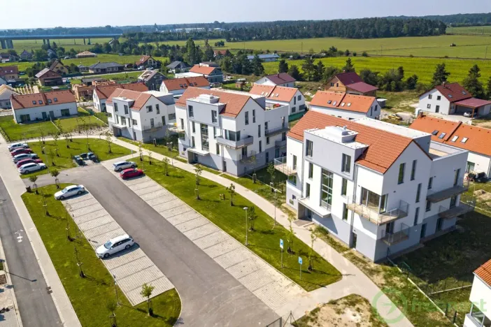 Pronájem bytu 2+kk, Opatovice nad Labem, Žákova, 76 m2