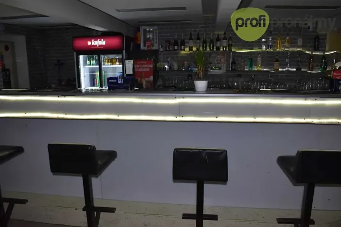 Pronájem komerční nemovitosti, Holešov, nám. Dr. E. Beneše, 220 m2