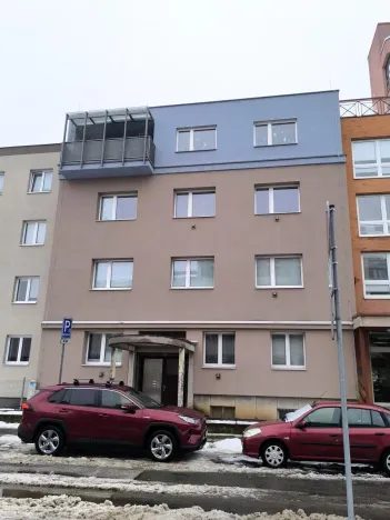 Pronájem bytu 3+kk, Hradec Králové - Pražské Předměstí, Vocelova, 93 m2