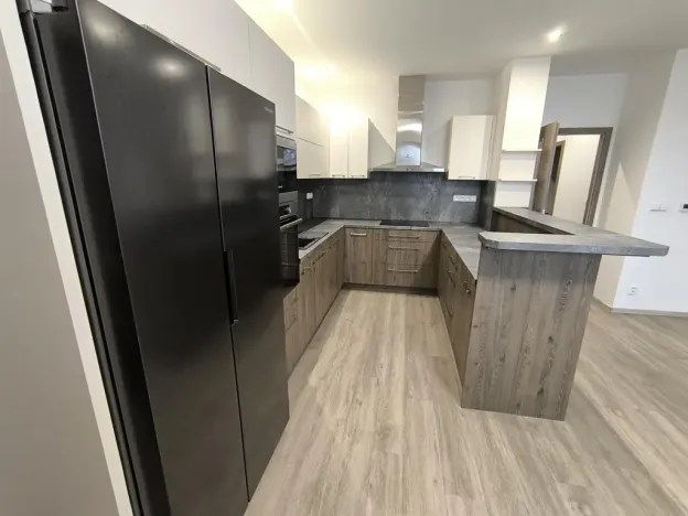 Pronájem bytu 3+kk, Hradec Králové - Pražské Předměstí, Vocelova, 93 m2