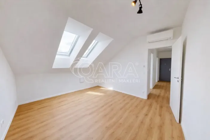 Pronájem bytu 2+kk, Zbiroh, Majerové, 67 m2