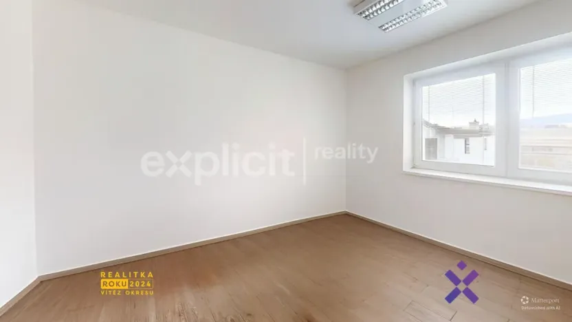 Pronájem kanceláře, Vizovice, Masarykovo nám., 15 m2