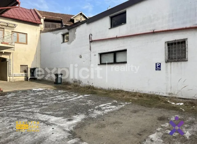 Pronájem kanceláře, Vizovice, Masarykovo nám., 15 m2