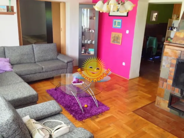 Prodej rodinného domu, Zlatníky-Hodkovice - Hodkovice, Slunečná, 300 m2