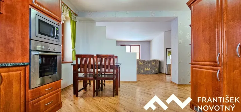 Prodej bytu 4+kk, Blatnice pod Svatým Antonínkem, 135 m2