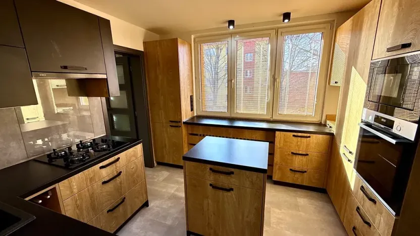 Pronájem bytu 3+kk, Karviná, Ciolkovského, 56 m2