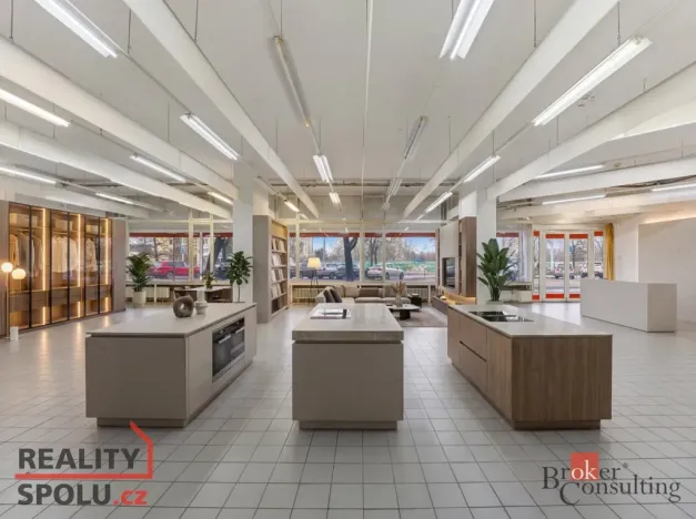 Pronájem obchodního prostoru, Pardubice - Zelené Předměstí, Palackého třída, 395 m2