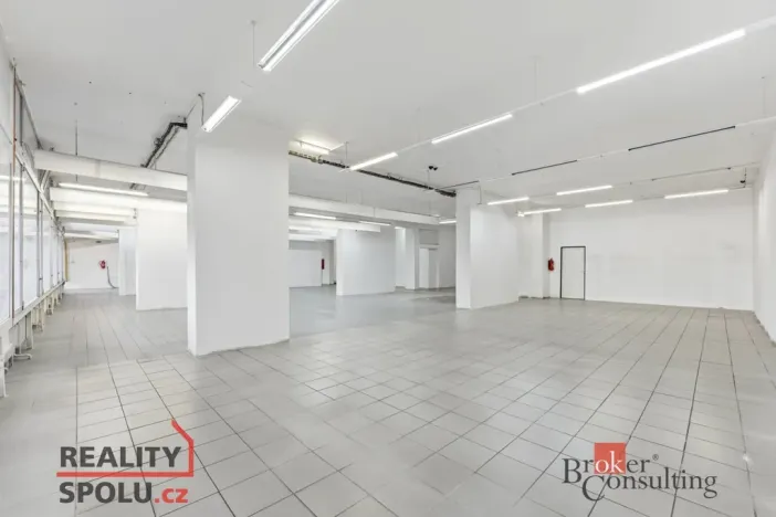 Pronájem obchodního prostoru, Pardubice - Zelené Předměstí, Palackého třída, 395 m2