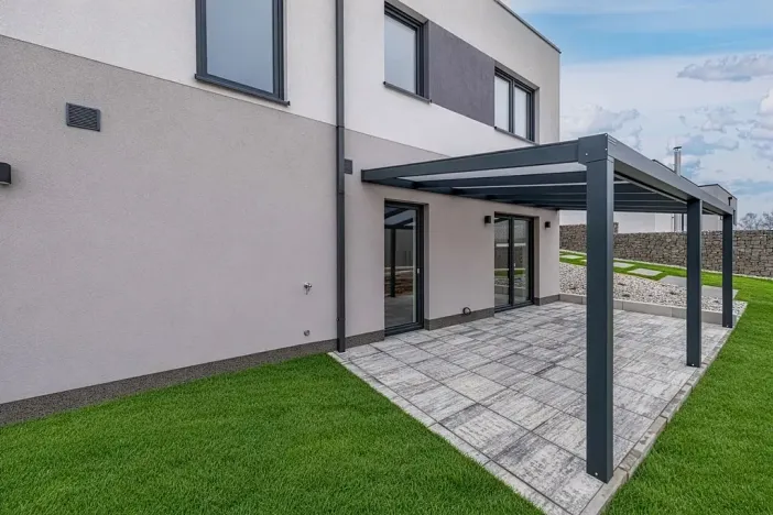 Prodej rodinného domu, Bělá pod Bezdězem, Jarní, 174 m2