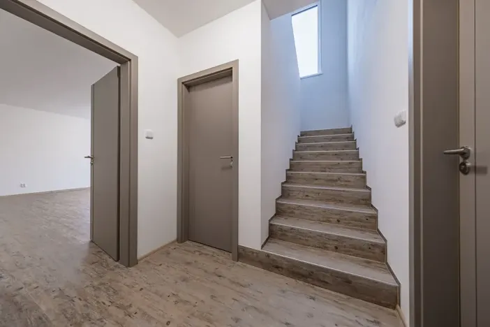 Prodej rodinného domu, Bělá pod Bezdězem, Jarní, 174 m2