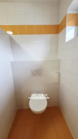 Pronájem bytu 2+kk, Praha - Kbely, Toužimská, 46 m2