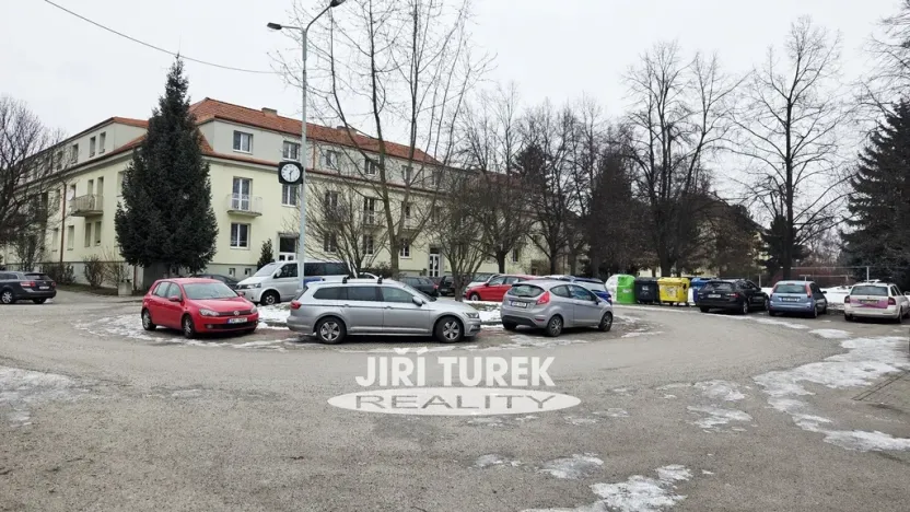 Pronájem bytu 2+kk, Praha - Kbely, Toužimská, 46 m2