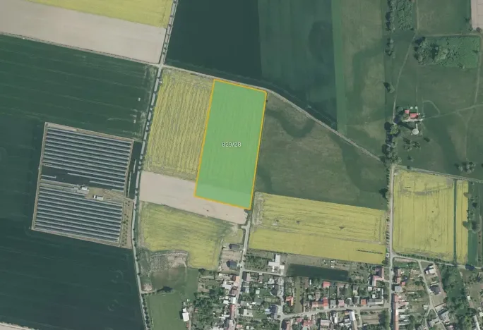 Prodej pole, Břest, 28823 m2