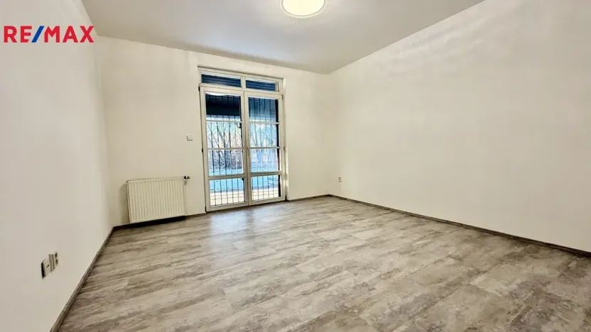 Pronájem kanceláře, Ostrava - Kunčice, Meziveská, 37 m2