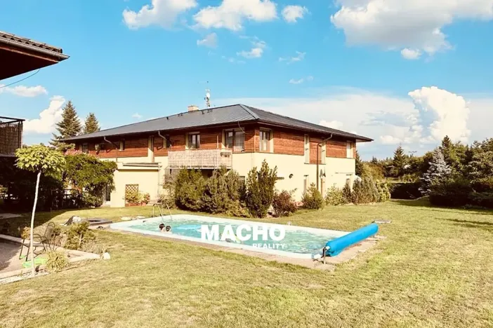 Pronájem bytu 3+kk, Líšnice, Varadov, 71 m2