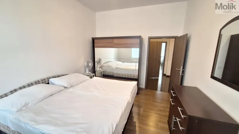 Prodej bytu 3+1, Teplice, Zeyerovo náměstí, 114 m2