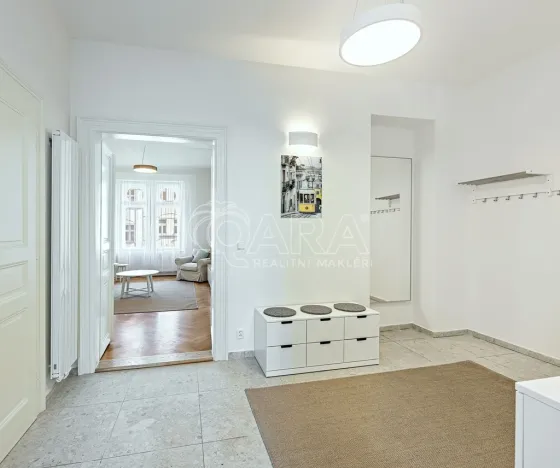 Pronájem bytu 2+1, Praha - Vinohrady, Lužická, 74 m2