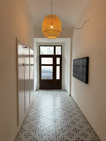 Prodej bytu 1+kk, Praha - Košíře, Holečkova, 25 m2