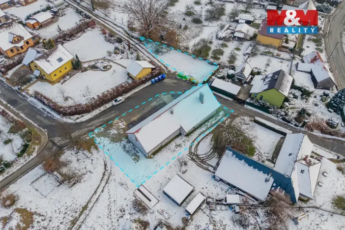 Pronájem skladu, Zubří, U Traktorky, 256 m2