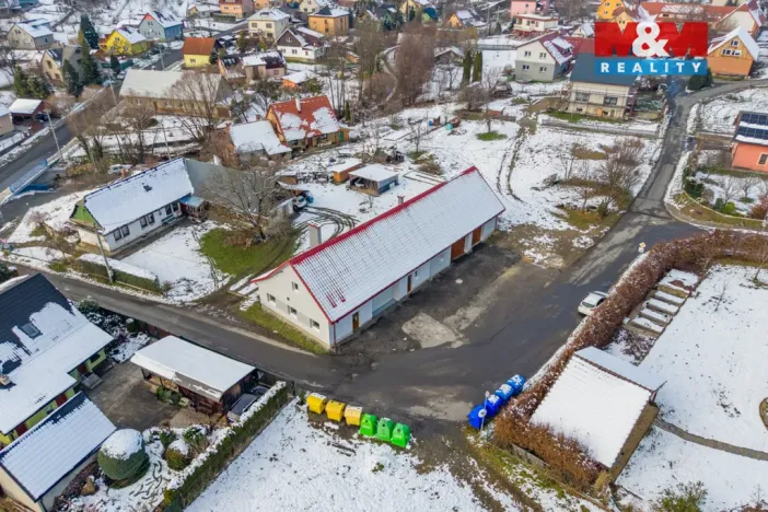 Pronájem skladu, Zubří, U Traktorky, 256 m2