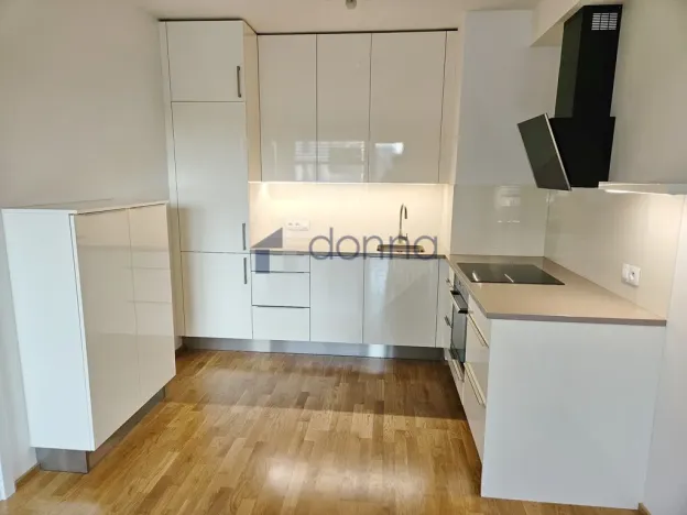 Pronájem bytu 2+kk, Praha, Waltariho, 54 m2