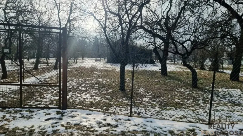 Prodej zahrady, Znojmo, 1921 m2