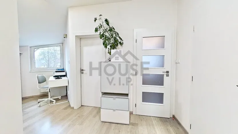 Prodej rodinného domu, Praha - Lochkov, Za ovčínem, 118 m2