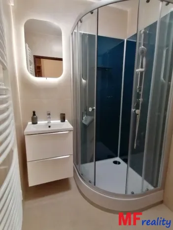 Pronájem bytu 3+1, Hradec Králové, Třebechovická, 66 m2