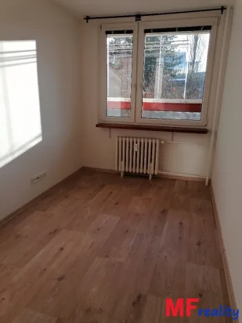 Pronájem bytu 3+1, Hradec Králové, Třebechovická, 66 m2