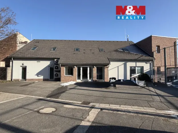 Pronájem kanceláře, Pardubice - Zelené Předměstí, Štefánikova, 119 m2