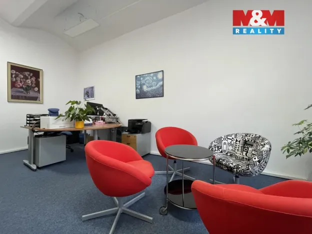 Pronájem kanceláře, Praha - Karlín, Sokolovská, 162 m2