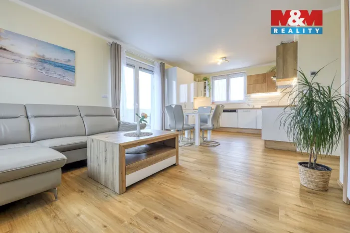 Prodej bytu 4+kk, Vochov, 82 m2