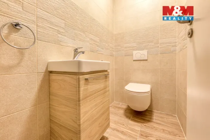 Prodej bytu 4+kk, Vochov, 82 m2