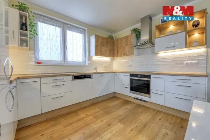 Prodej bytu 4+kk, Vochov, 82 m2