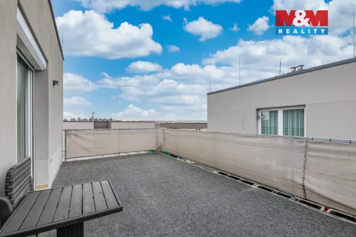 Prodej bytu 4+kk, Vochov, 82 m2