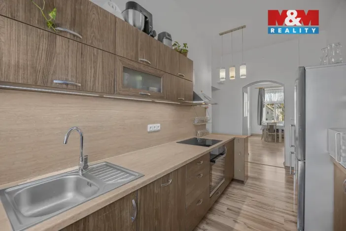 Prodej bytu 3+1, Meziměstí, 5. května, 72 m2