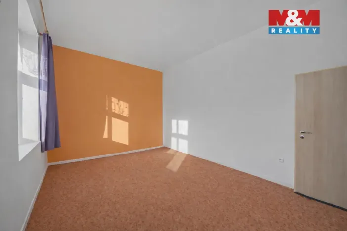 Prodej bytu 3+1, Meziměstí, 5. května, 72 m2