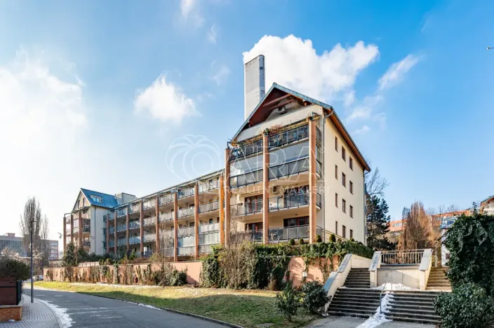 Pronájem bytu 2+kk, Praha - Dejvice, Lindleyova, 44 m2