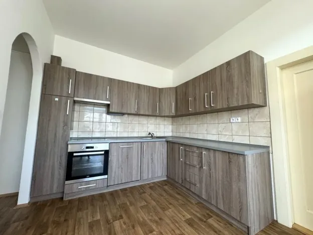 Pronájem bytu 3+1, Ostrava - Moravská Ostrava, Nádražní, 80 m2